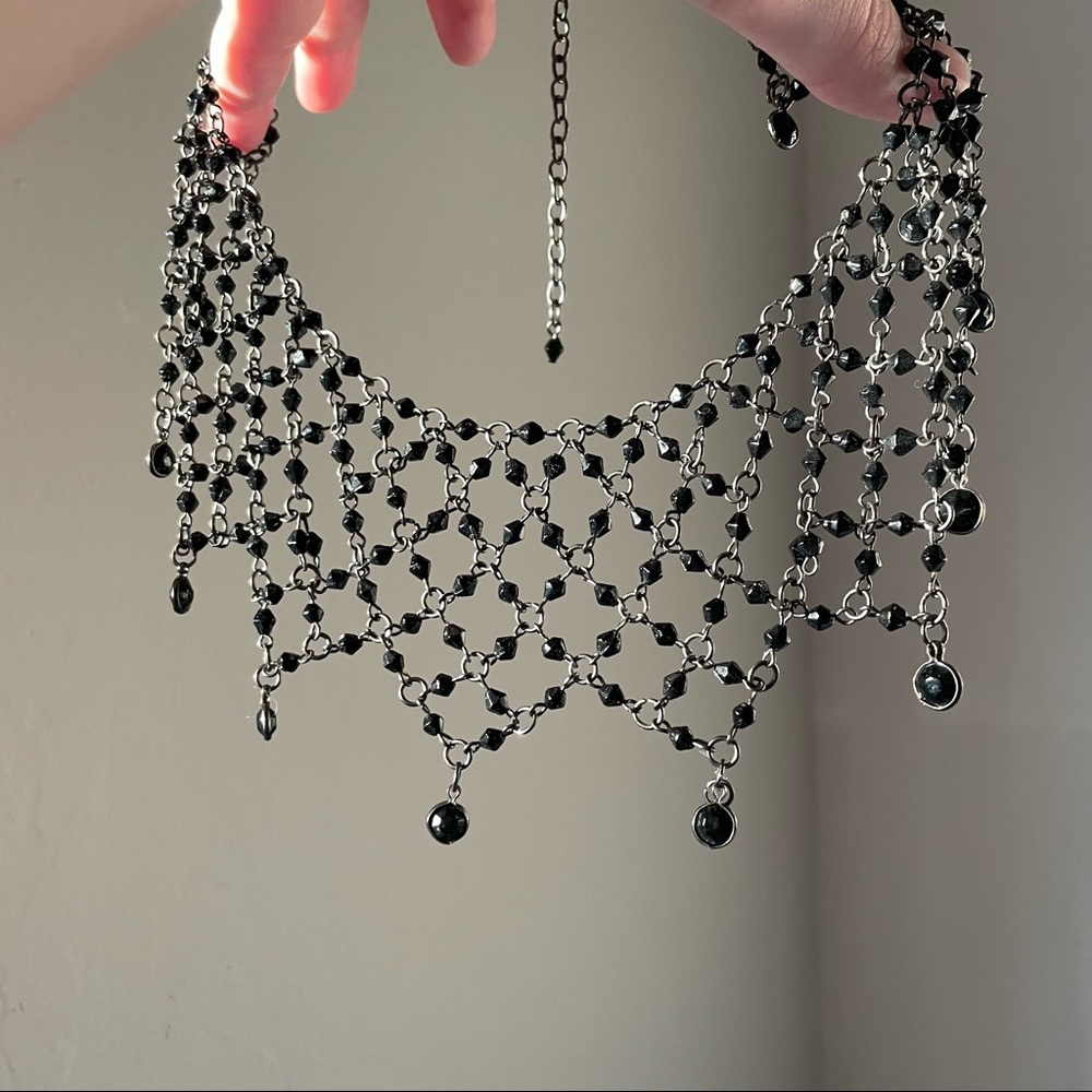 Vintage gothic black gemstone chainmail necklace